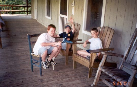 ChildCamp3.jpg 40.6K