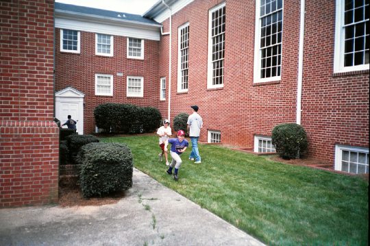 AA_1044_019A.jpg 61.7K