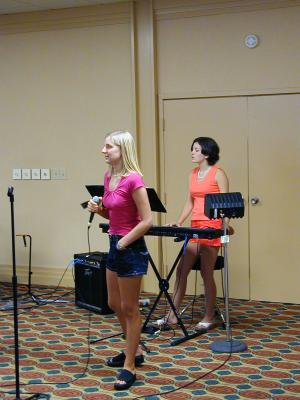 010627-1006-009-rl.jpg 20.8K
