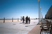 AA_1042_003.jpg 5.0K
