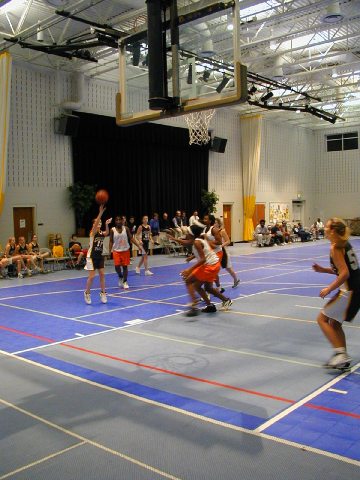 030109-2004-040-rl.jpg 43.9K