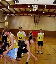 bball-boys-99111316.jpg 11.5K