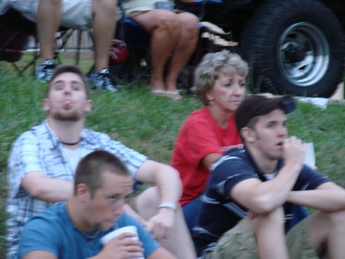 070701-1942-023.jpg 32.6K