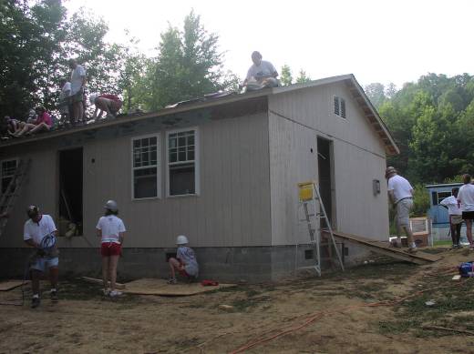 020702-0905-008.jpg 28.2K