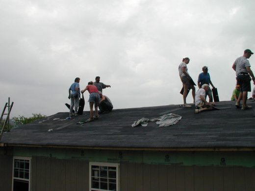 050705-1035-008.jpg 23.7K