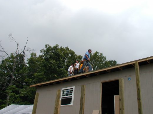 050705-1037-013.jpg 28.4K