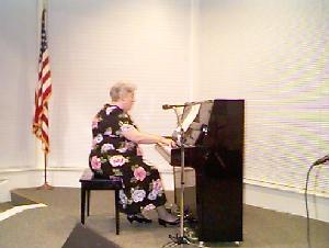 image03.jpg 12.2K