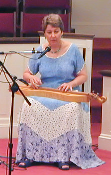 Susan Trump with Dulcimer